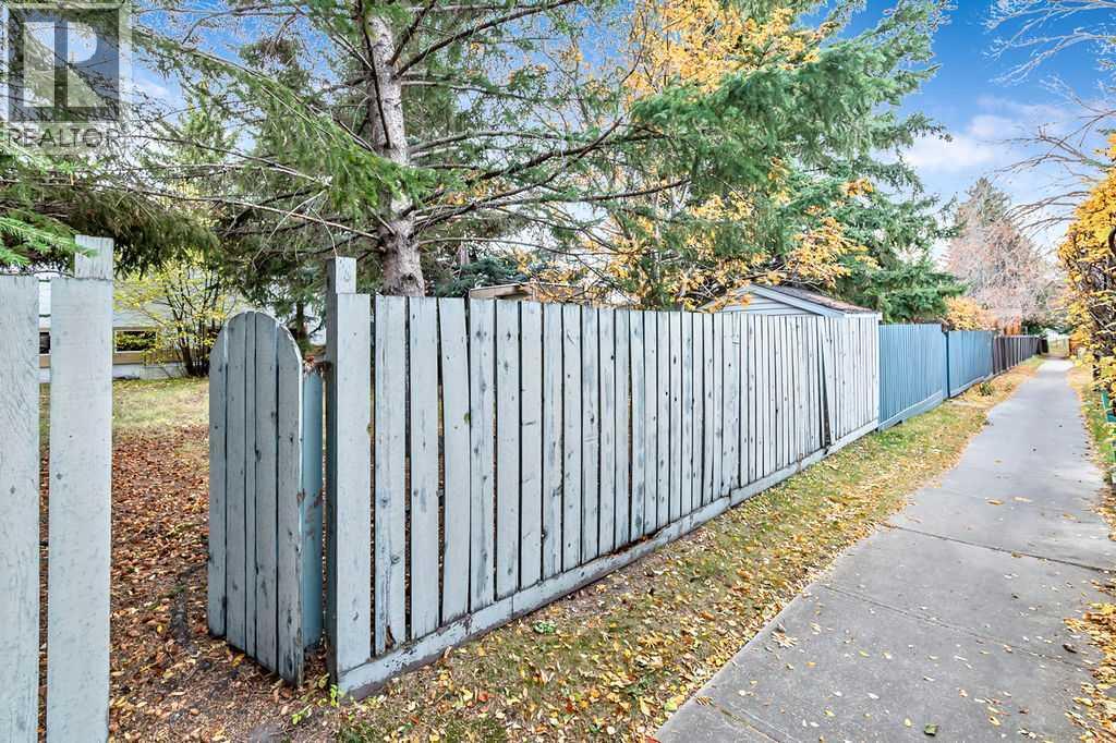 5279 Dalcroft Crescent Nw, Calgary, Alberta  T3A 1N6 - Photo 37 - A2267325