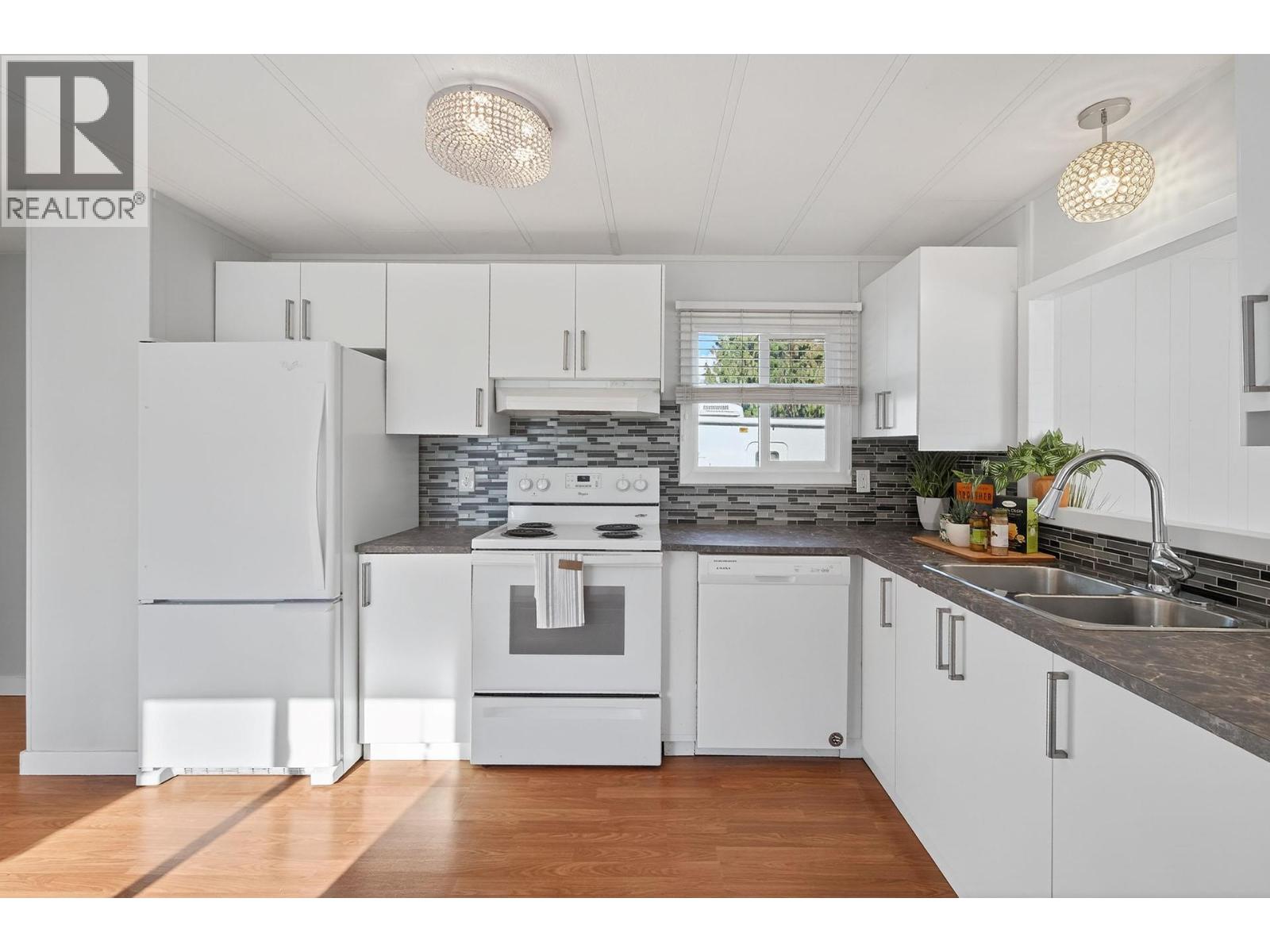 121 Ferry Road Unit# 12, Clearwater, British Columbia  V0E 1N2 - Photo 10 - 10367098