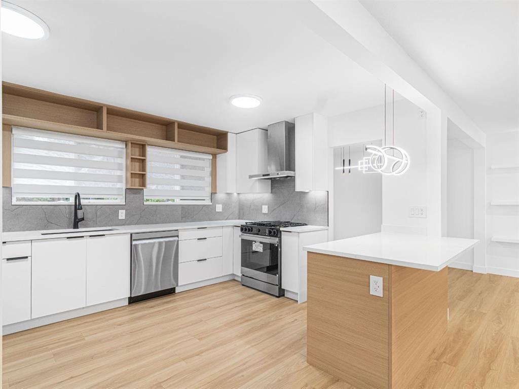 34333 George Ferguson Way, Abbotsford, British Columbia  V2S 2N9 - Photo 2 - R3063684