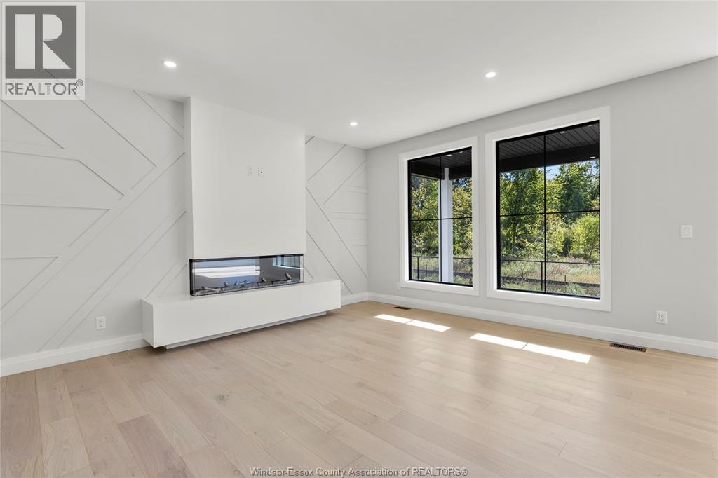 355 Marla Crescent, Lakeshore, Ontario  N0R 1A0 - Photo 7 - 25027724