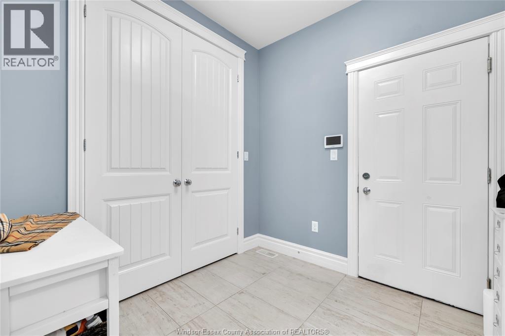 102 Hayes Avenue, Tecumseh, Ontario  N8N 0E1 - Photo 30 - 25027719