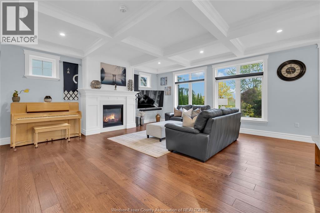 102 Hayes Avenue, Tecumseh, Ontario  N8N 0E1 - Photo 5 - 25027719