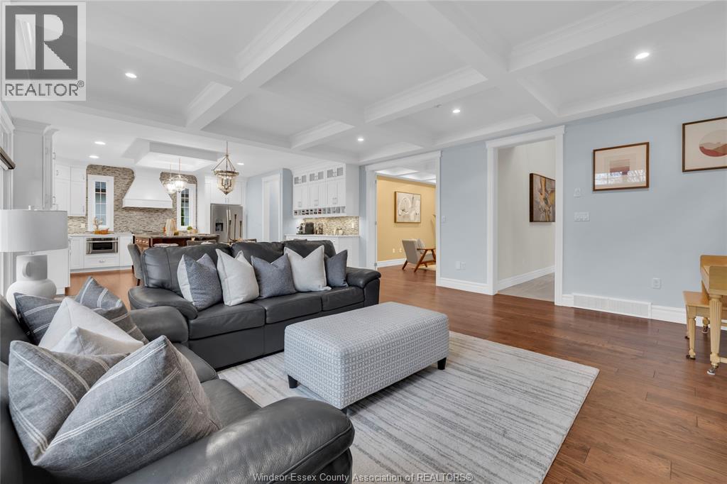 102 Hayes Avenue, Tecumseh, Ontario  N8N 0E1 - Photo 6 - 25027719