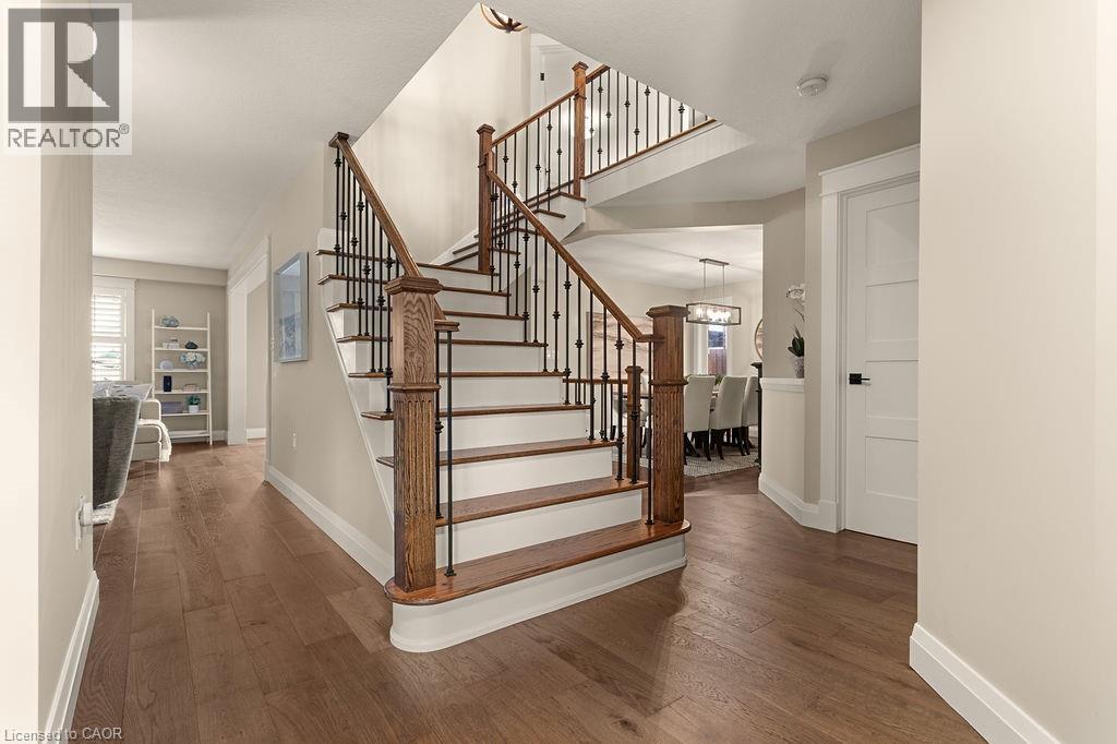 16 Edgecroft Crescent, Stoney Creek, Ontario  L8J 3Y6 - Photo 10 - 40780516