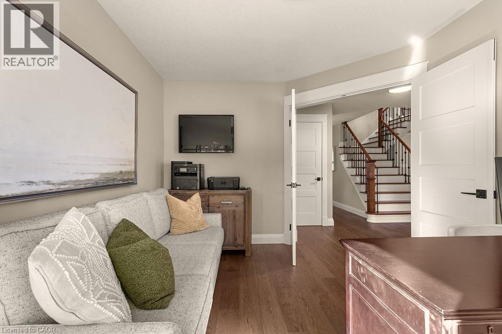 16 Edgecroft Crescent, Stoney Creek, Ontario  L8J 3Y6 - Photo 9 - 40780516