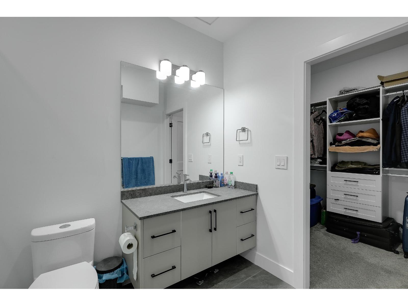 18040 20 Avenue, White Rock, British Columbia  V3S 9V7 - Photo 27 - R3063558