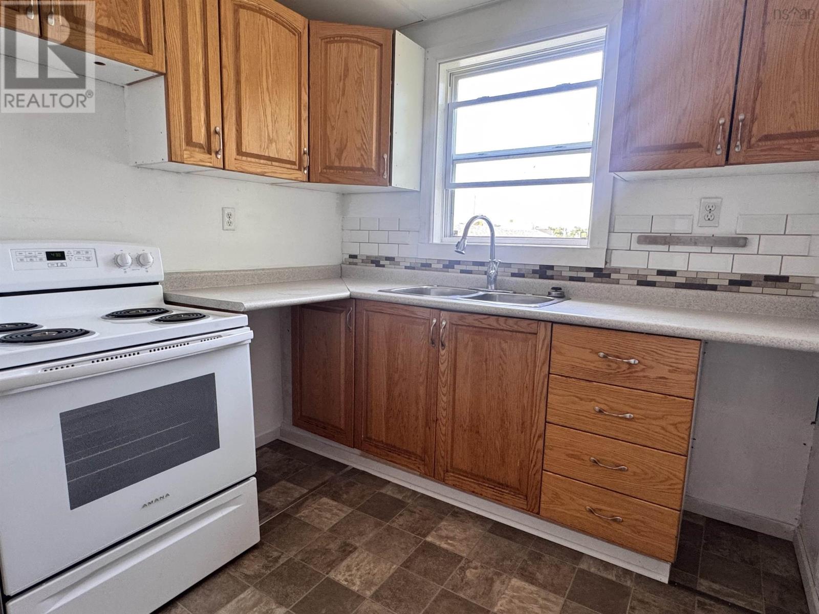 209 South Street, Glace Bay, Nova Scotia  B1A 1W1 - Photo 25 - 202519400