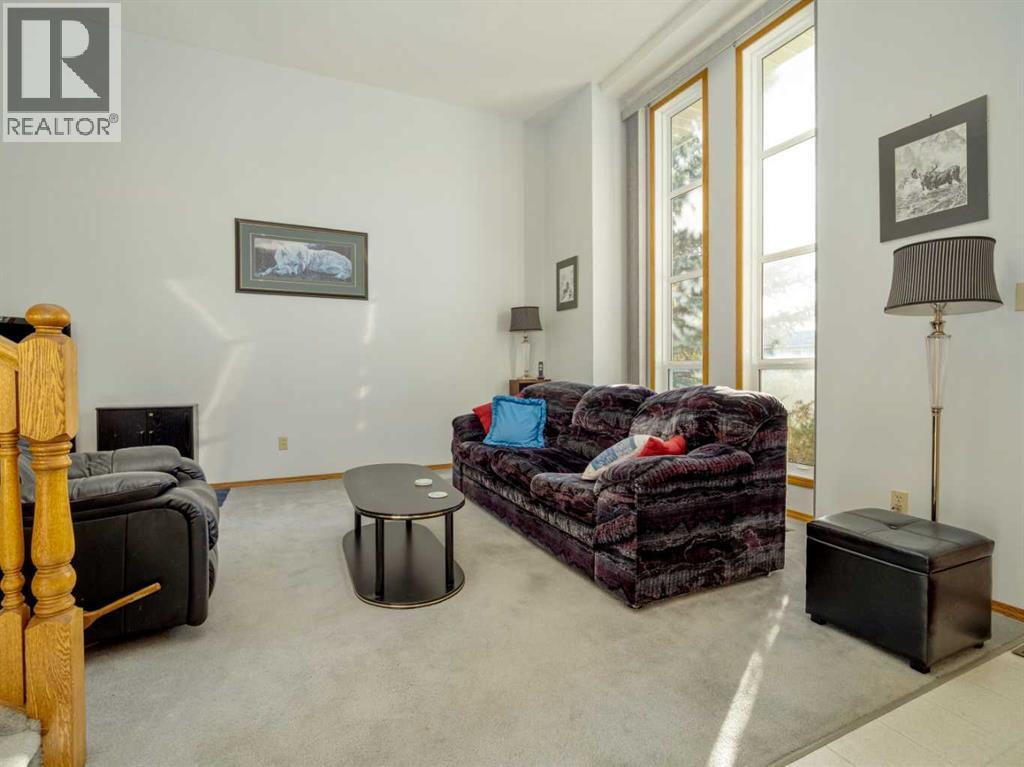 2120 17a Avenue, Coaldale, Alberta  T1M 1K3 - Photo 5 - A2266927