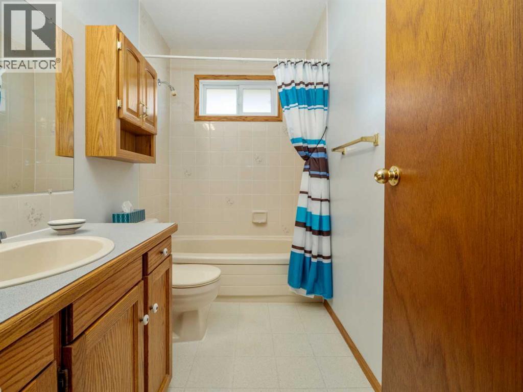 2120 17a Avenue, Coaldale, Alberta  T1M 1K3 - Photo 25 - A2266927