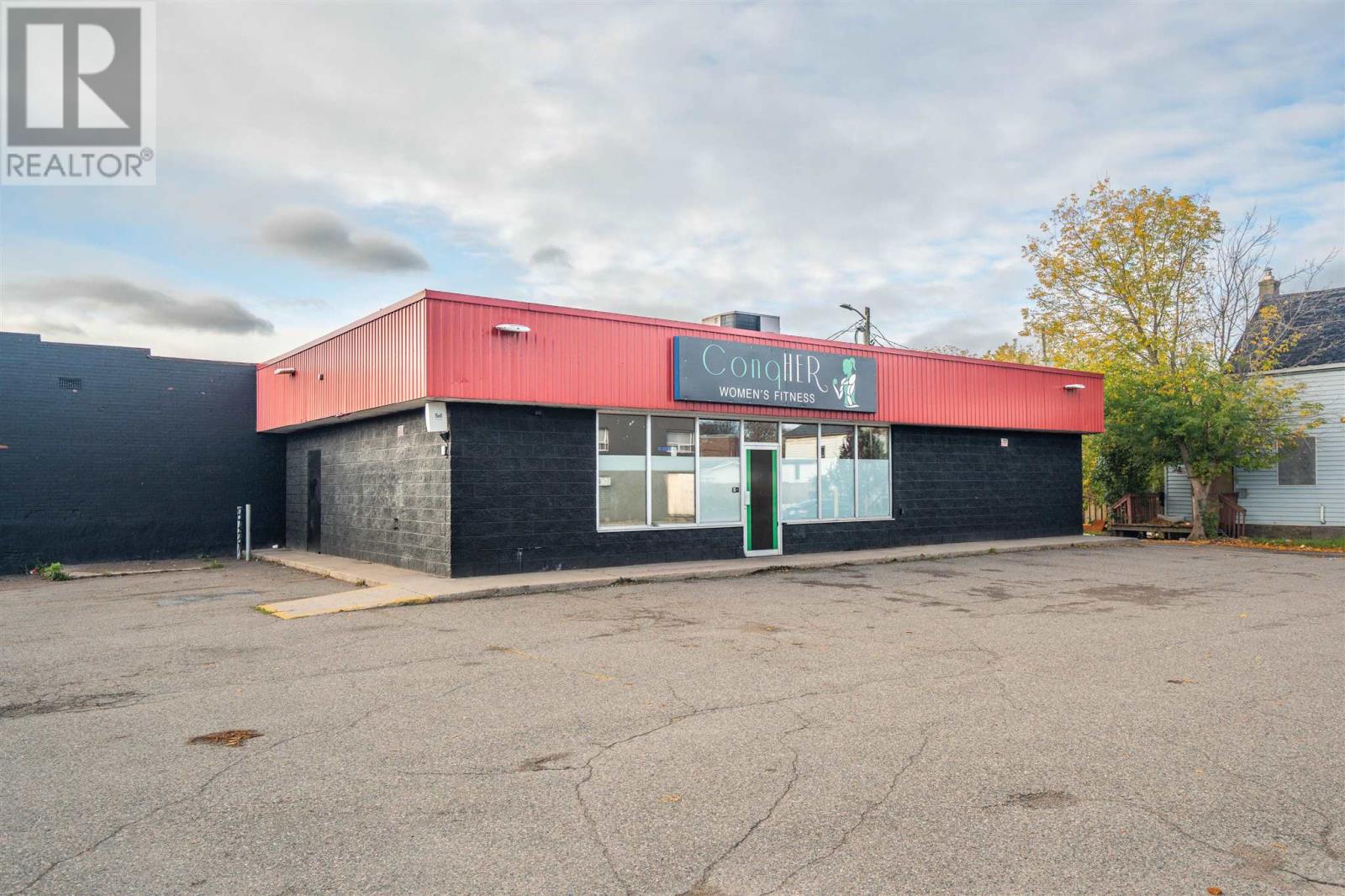 187 Gore St, Sault Ste. Marie, Ontario P6A 1M4 - Photo 1 - SM253147