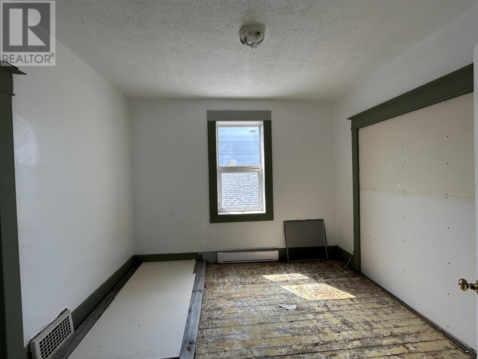 215 Scott St, Fort Frances, Ontario P9A 1G8 - Photo 22 - TB251512