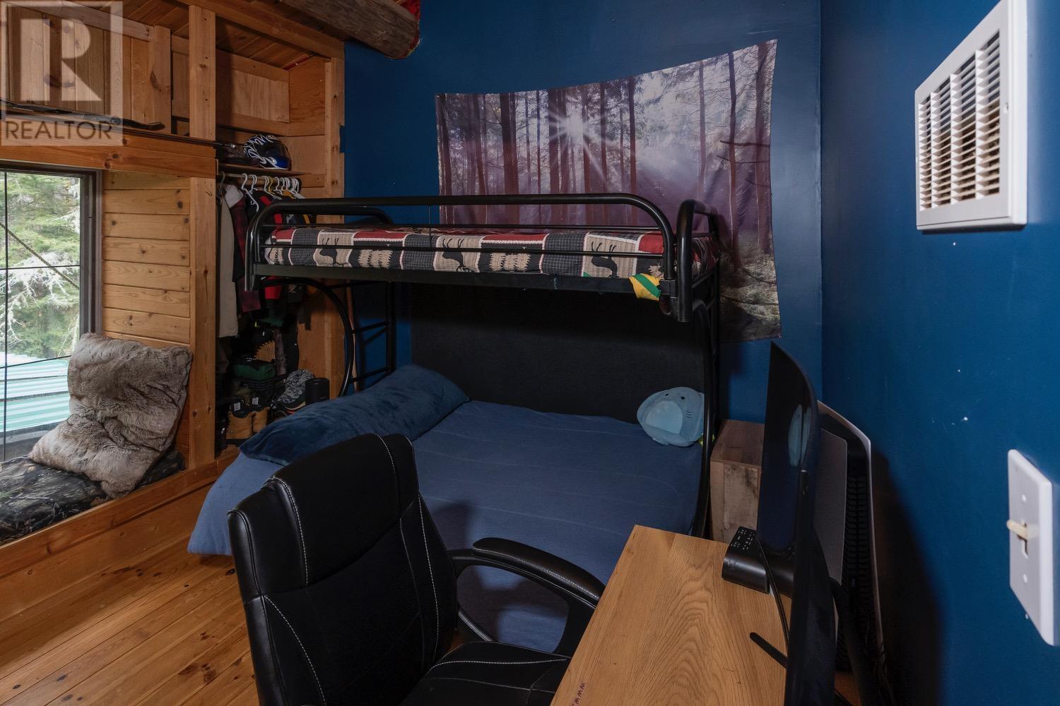 245 Gus Wouri Rd, Thunder Bay, Ontario  P7G 2G6 - Photo 15 - TB253375