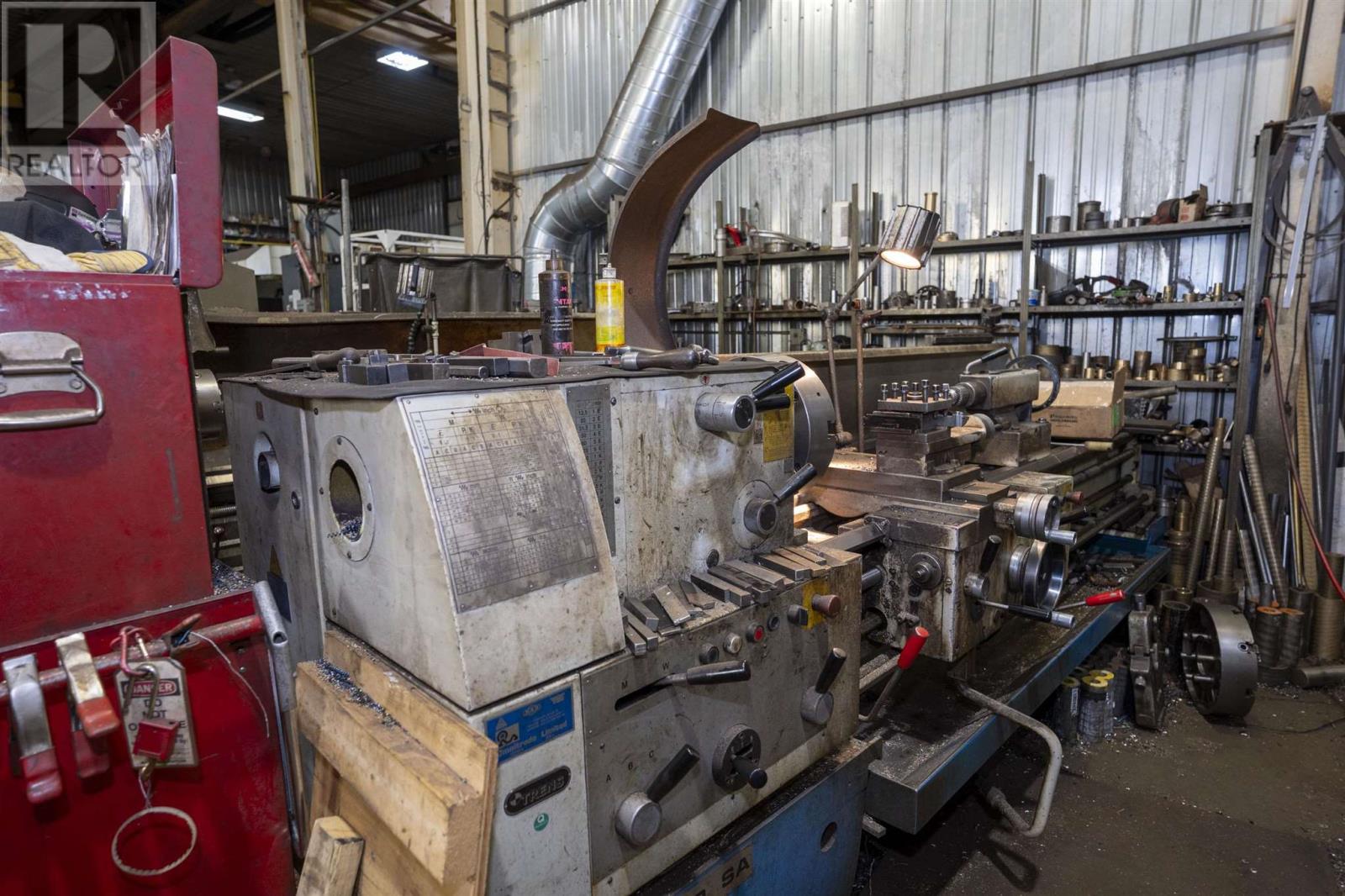 1550 Dawson Rd, Thunder Bay, Ontario  P7G 2E5 - Photo 23 - TB251559