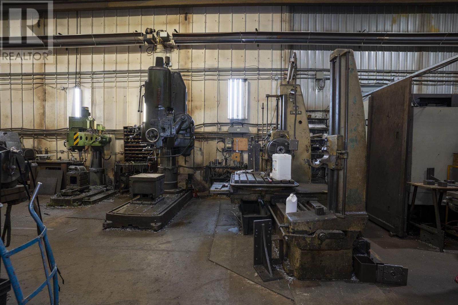 1550 Dawson Rd, Thunder Bay, Ontario  P7G 2E5 - Photo 25 - TB251559