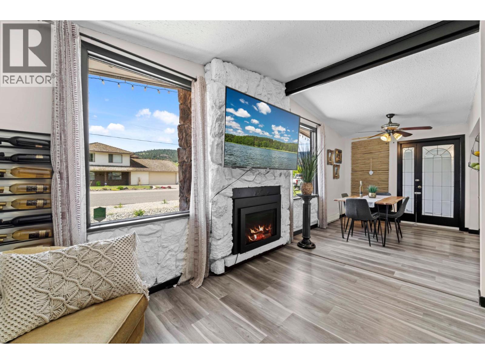 1751 Granite Avenue, Merritt, British Columbia  V1K 1B8 - Photo 4 - 10367065