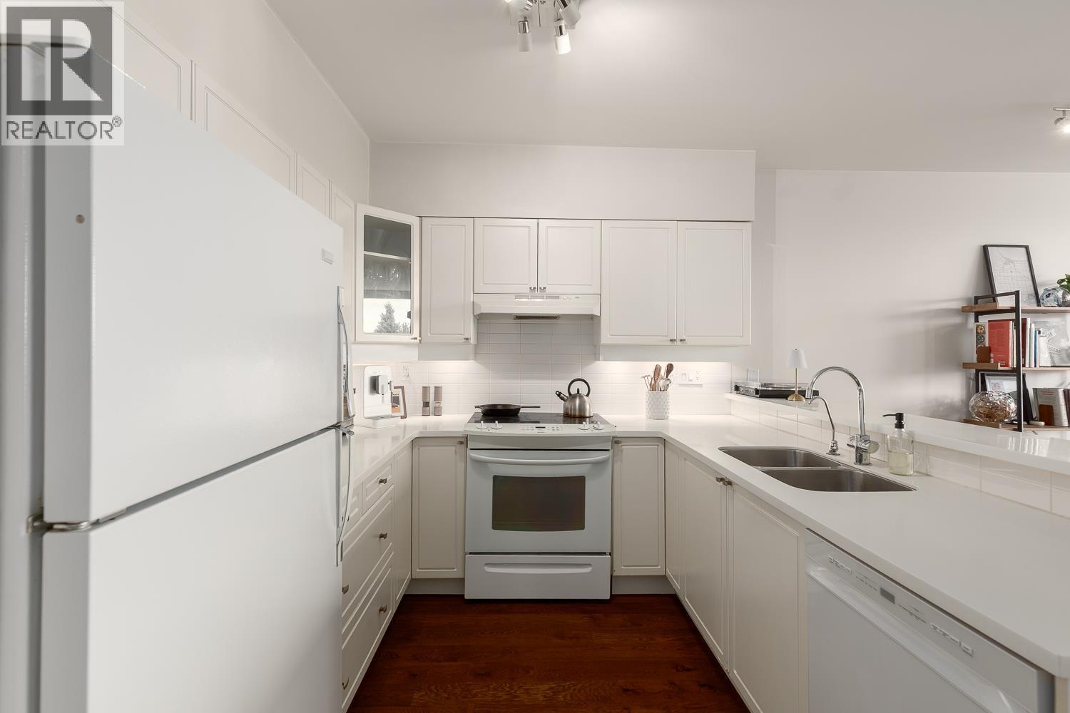 507 1888 York Avenue, Vancouver, British Columbia  V6J 5H8 - Photo 3 - R3063653