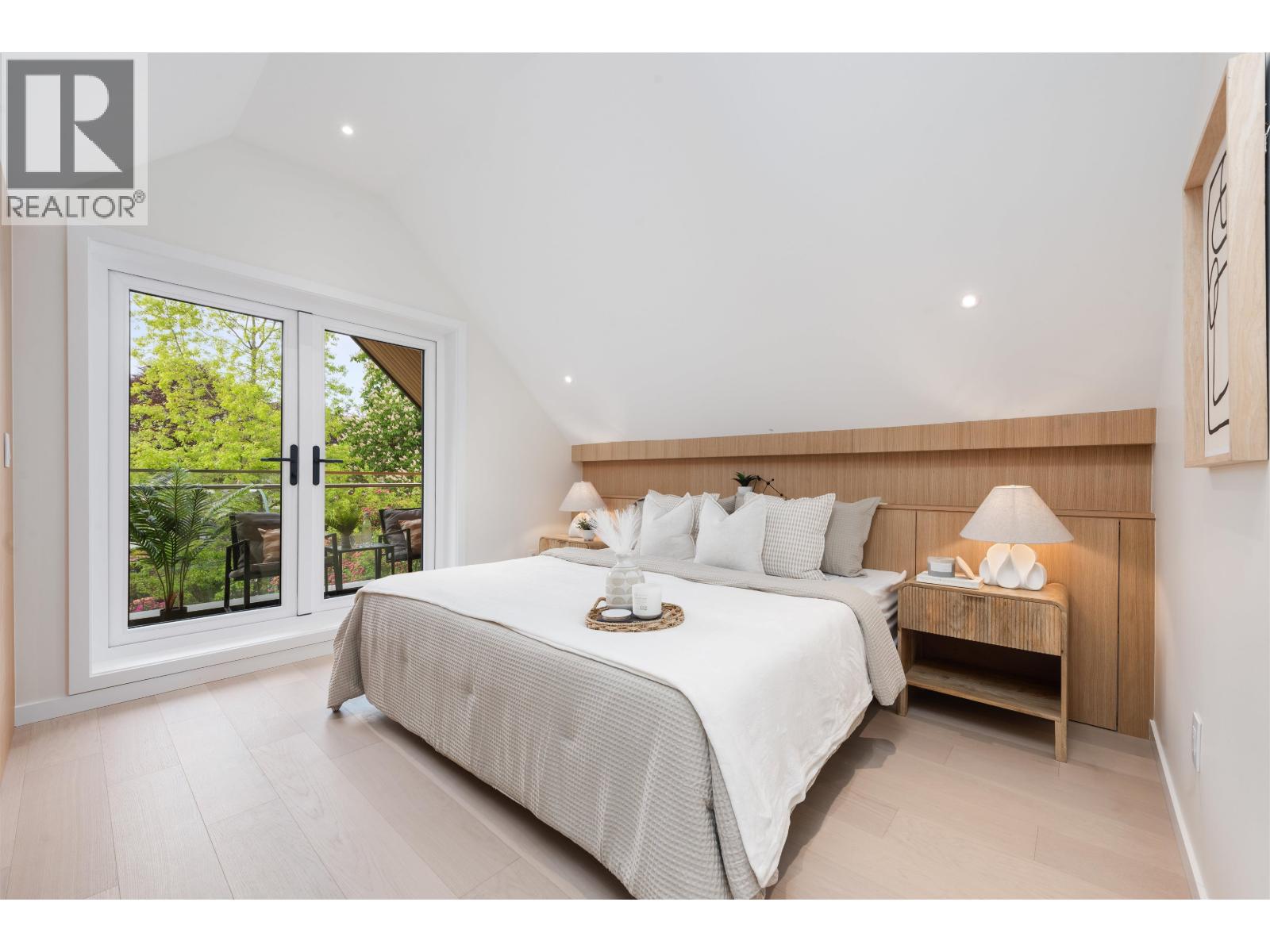 2 2764 W 14th Avenue, Vancouver, British Columbia  V6K 2X2 - Photo 23 - R3063675