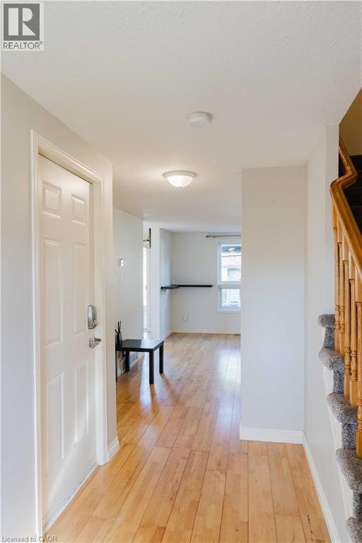 163 Highbrook Street, Kitchener, Ontario  N2E 3P6 - Photo 4 - 40784835