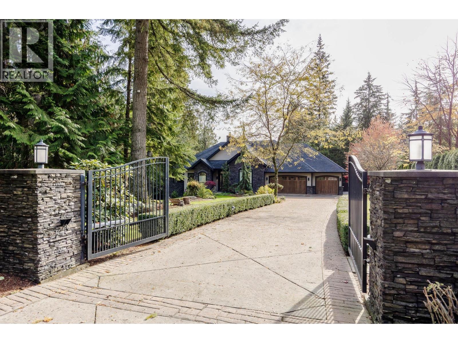 27552 128 Avenue, Maple Ridge, British Columbia  V2W 1N5 - Photo 2 - R3063663