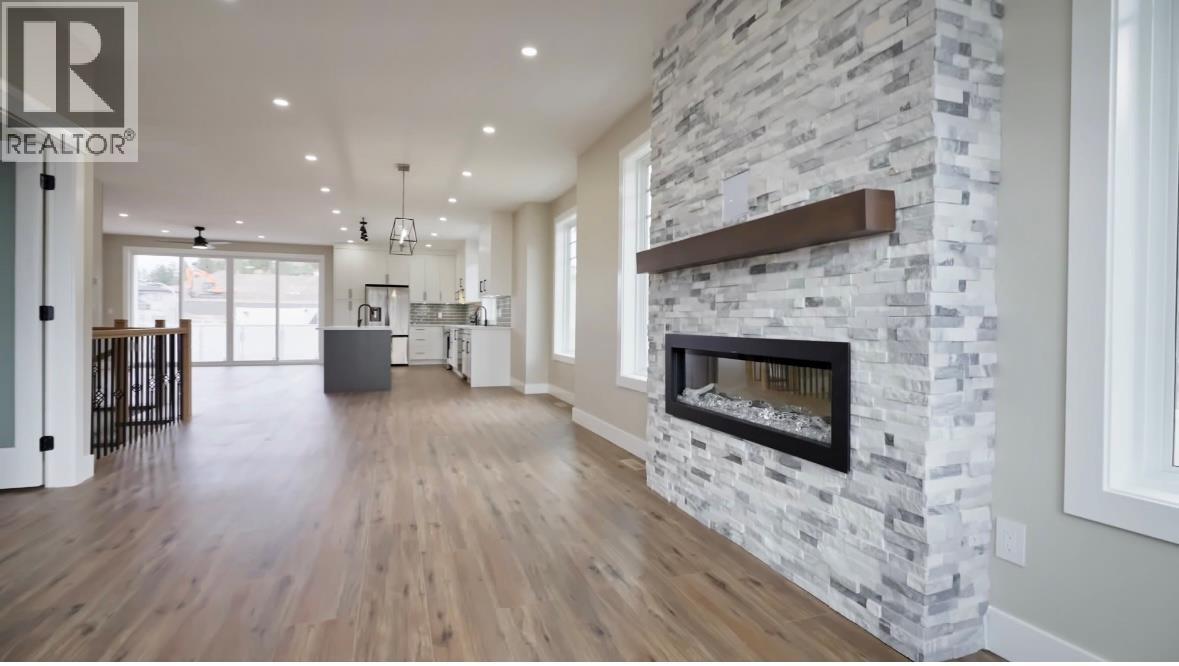 2073 Linfield Drive, Kamloops, British Columbia  V1S 0G3 - Photo 9 - 10367199