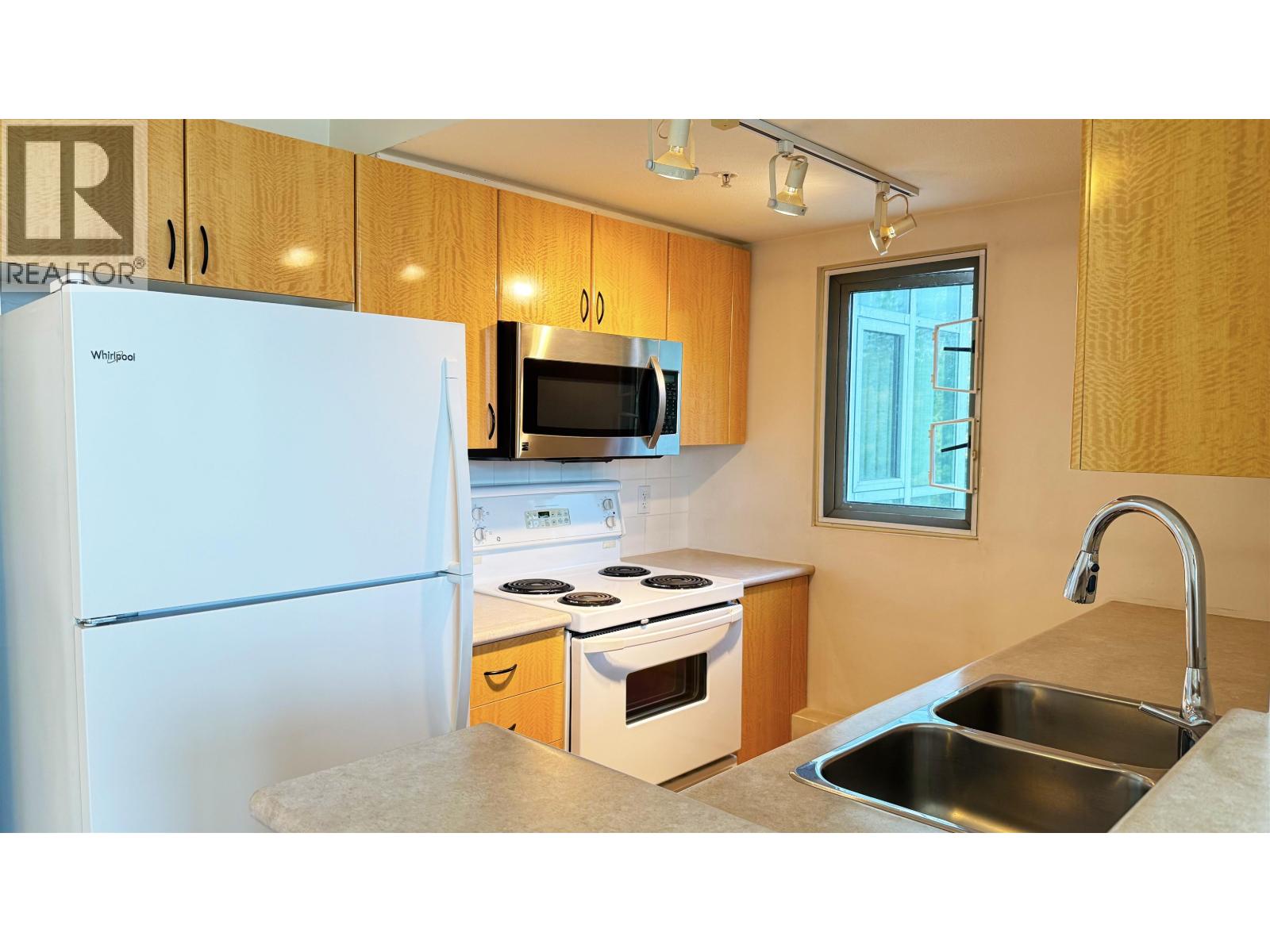 1001 2733 Chandlery Place, Vancouver, British Columbia  V5S 4V3 - Photo 10 - R3038124