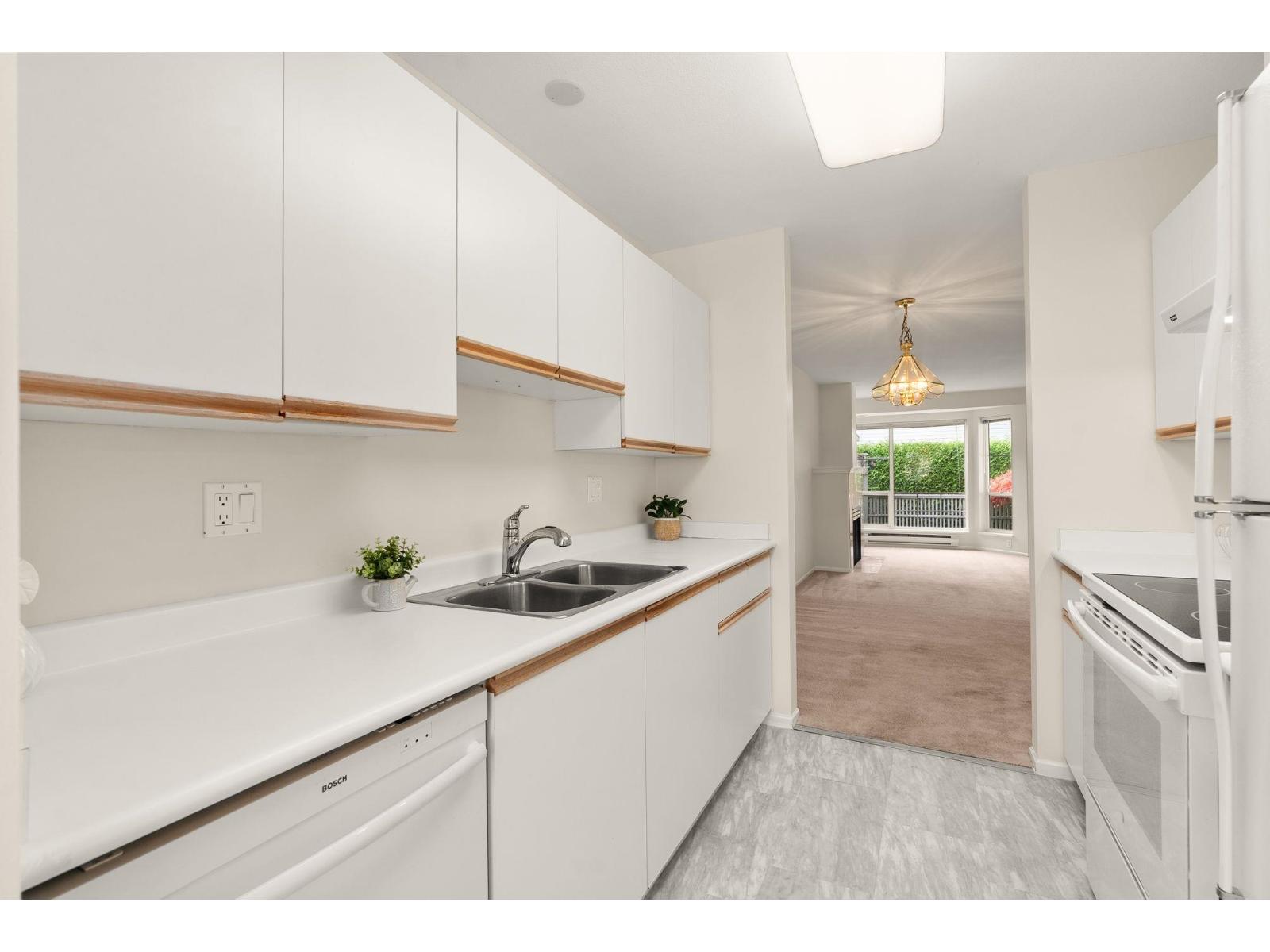 19 7127 124th Street, Surrey, British Columbia  V3W 3W9 - Photo 5 - R3063610