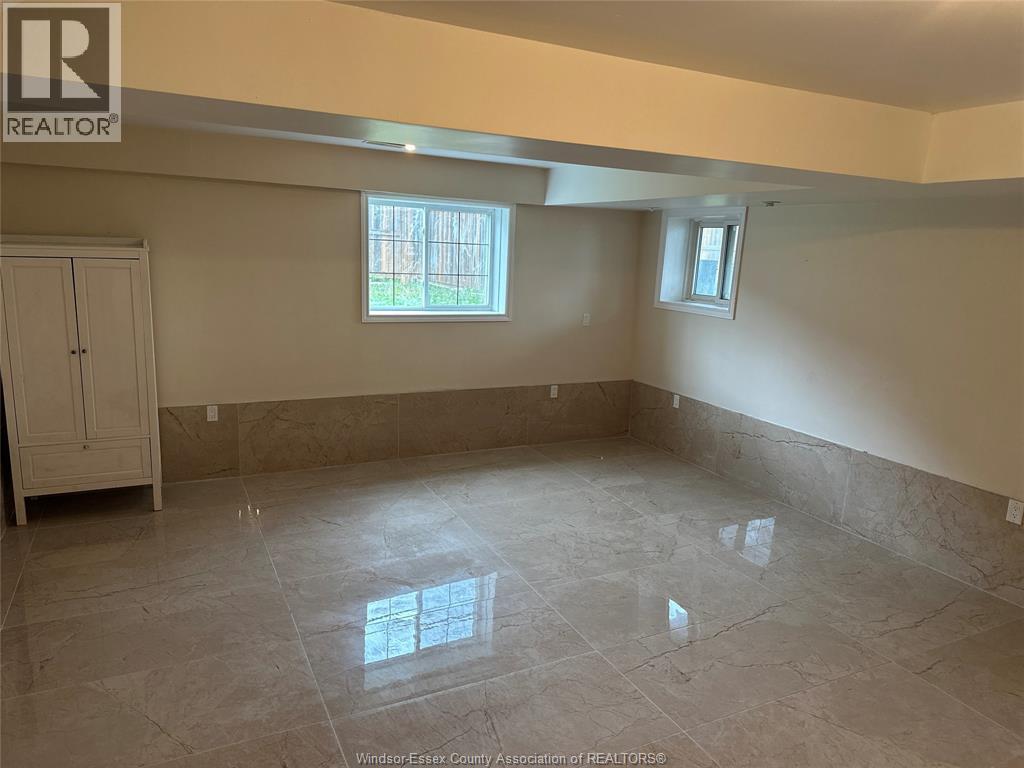 342 Renaud Line, Lakeshore, Ontario  N0R 1A0 - Photo 5 - 25027728