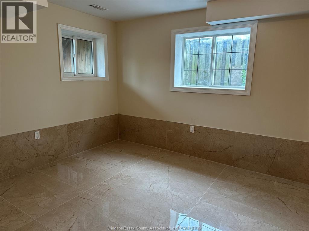 342 Renaud Line, Lakeshore, Ontario  N0R 1A0 - Photo 6 - 25027728