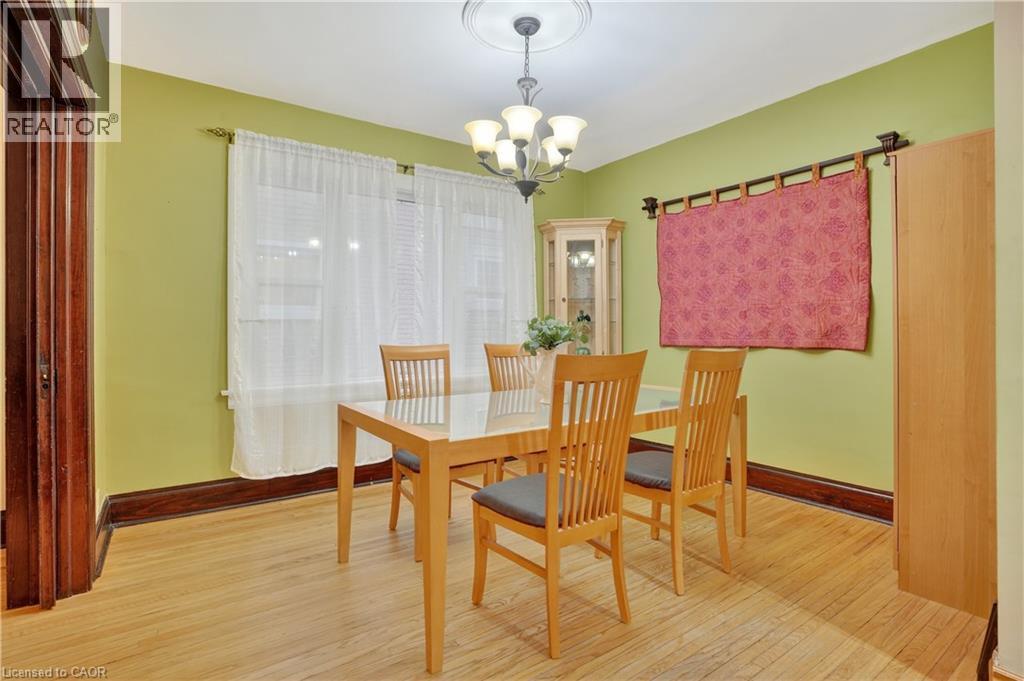 28 Troy Street, Kitchener, Ontario  N2H 1L8 - Photo 10 - 40784805