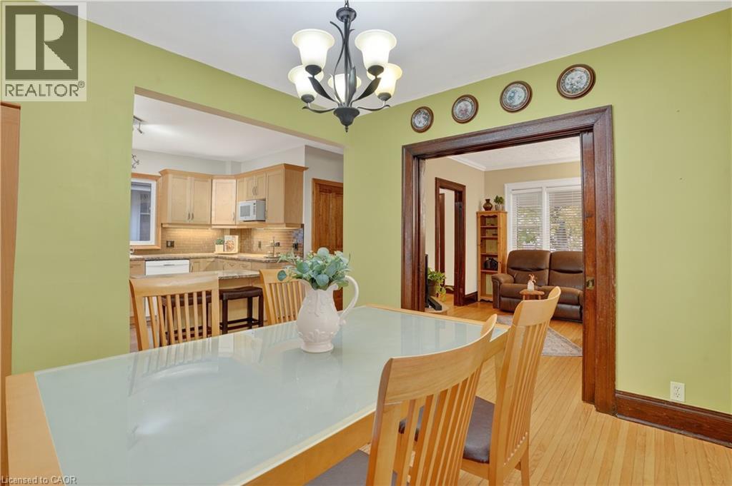 28 Troy Street, Kitchener, Ontario  N2H 1L8 - Photo 11 - 40784805