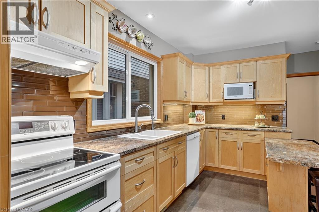 28 Troy Street, Kitchener, Ontario  N2H 1L8 - Photo 16 - 40784805