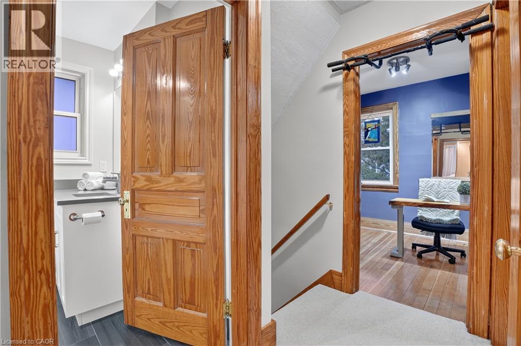 28 Troy Street, Kitchener, Ontario  N2H 1L8 - Photo 23 - 40784805