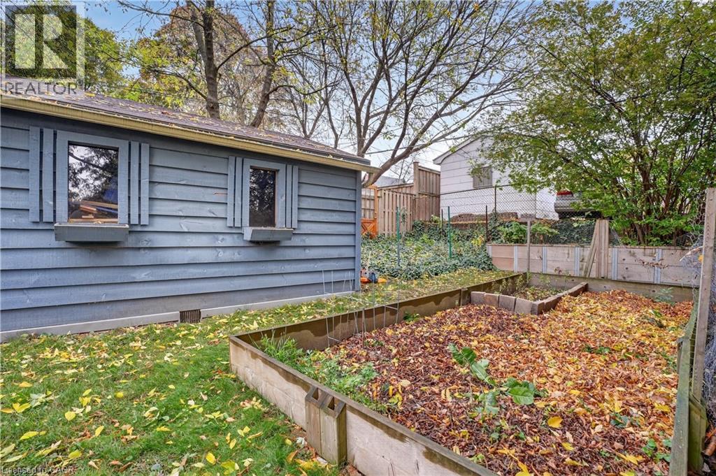 28 Troy Street, Kitchener, Ontario  N2H 1L8 - Photo 44 - 40784805