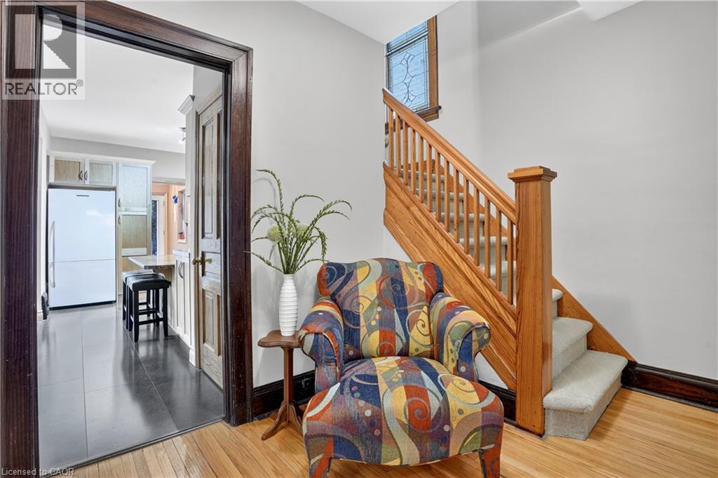 28 Troy Street, Kitchener, Ontario  N2H 1L8 - Photo 6 - 40784805