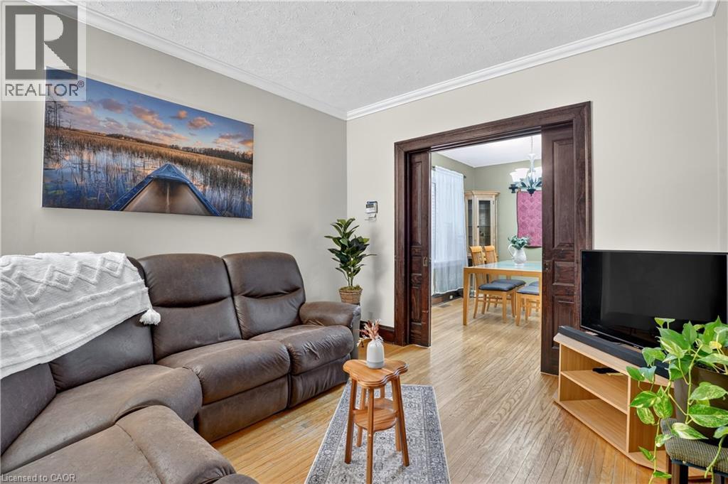 28 Troy Street, Kitchener, Ontario  N2H 1L8 - Photo 9 - 40784805