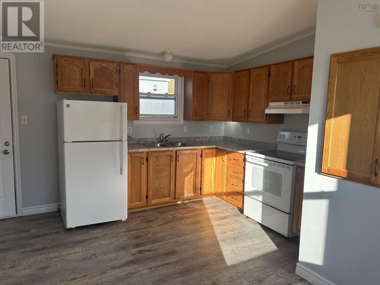 5 Sadler Street, Port Hastings, Nova Scotia  B9A 1L8 - Photo 15 - 202526927