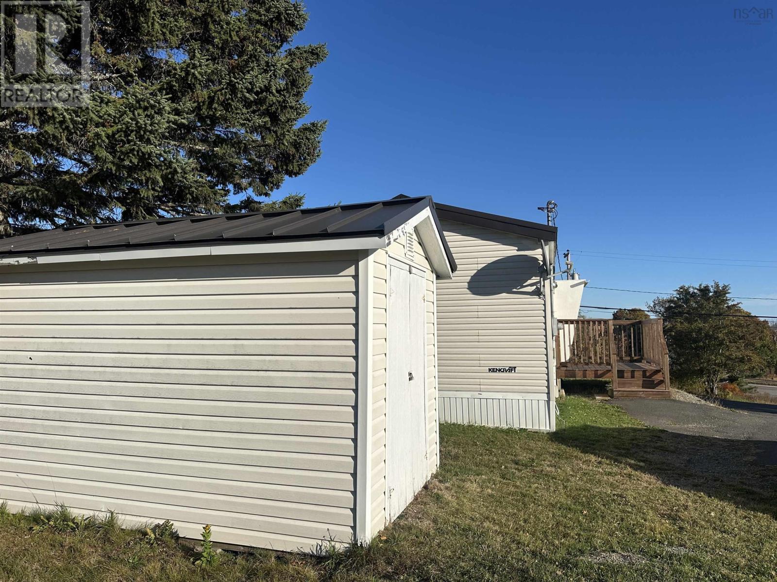 5 Sadler Street, Port Hastings, Nova Scotia  B9A 1L8 - Photo 7 - 202526927