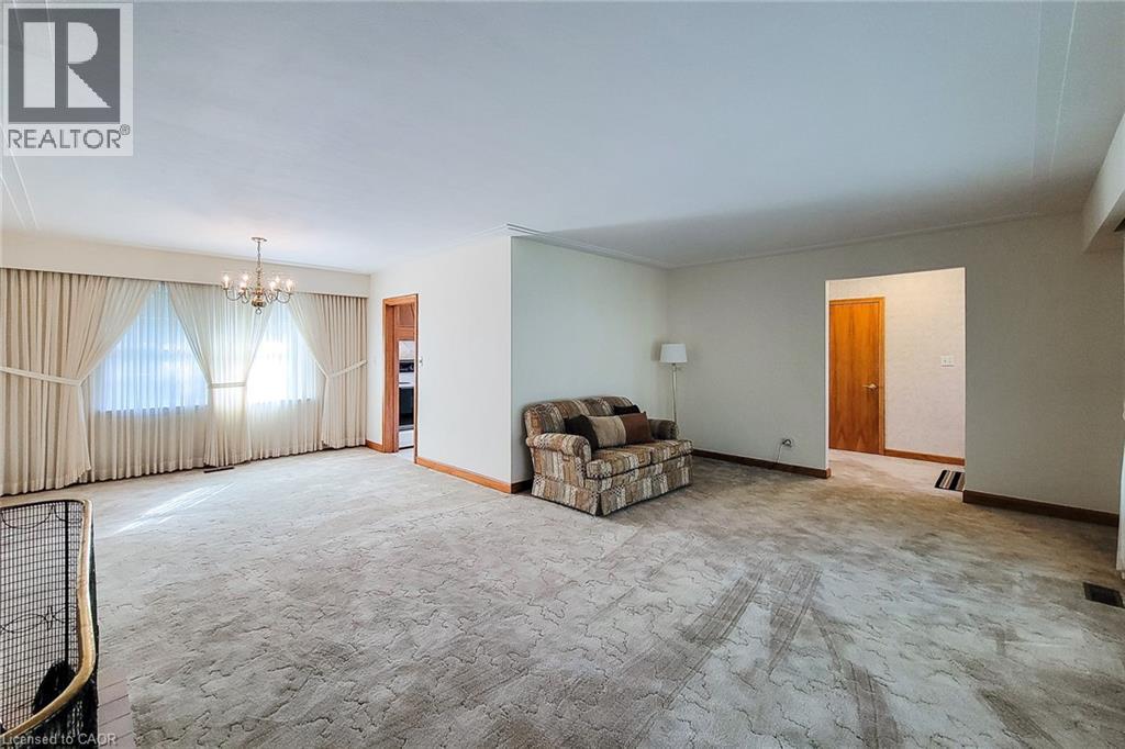 18 Manor Place, Stoney Creek, Ontario  L8G 3S9 - Photo 10 - 40779095