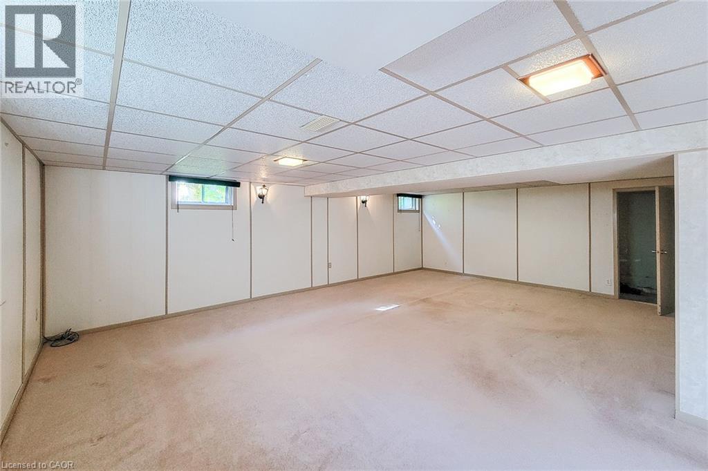 18 Manor Place, Stoney Creek, Ontario  L8G 3S9 - Photo 35 - 40779095