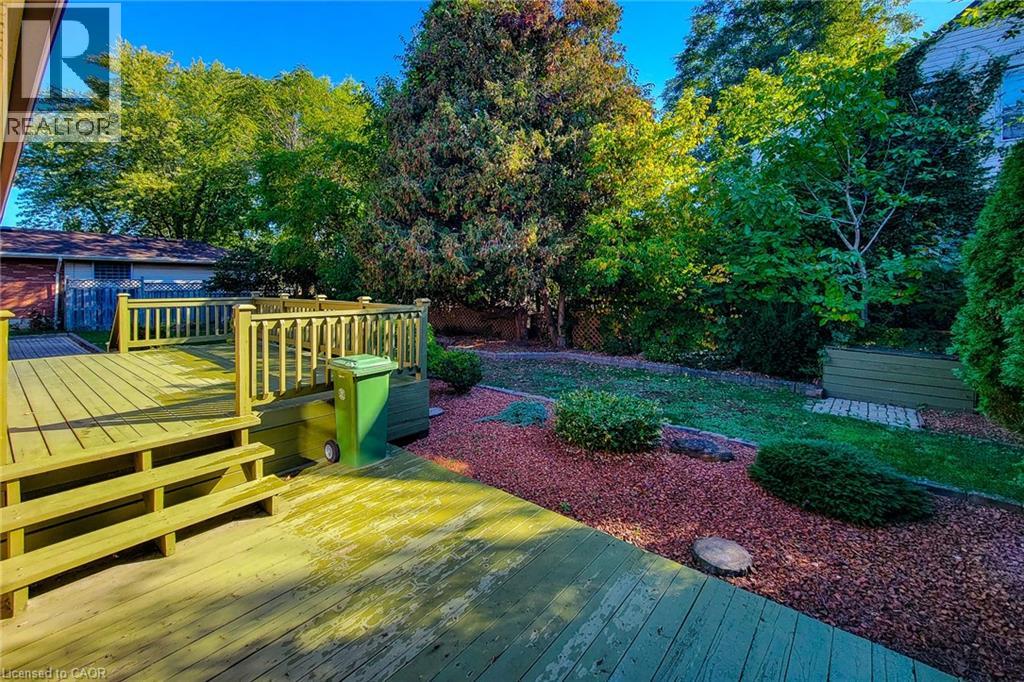 18 Manor Place, Stoney Creek, Ontario  L8G 3S9 - Photo 44 - 40779095