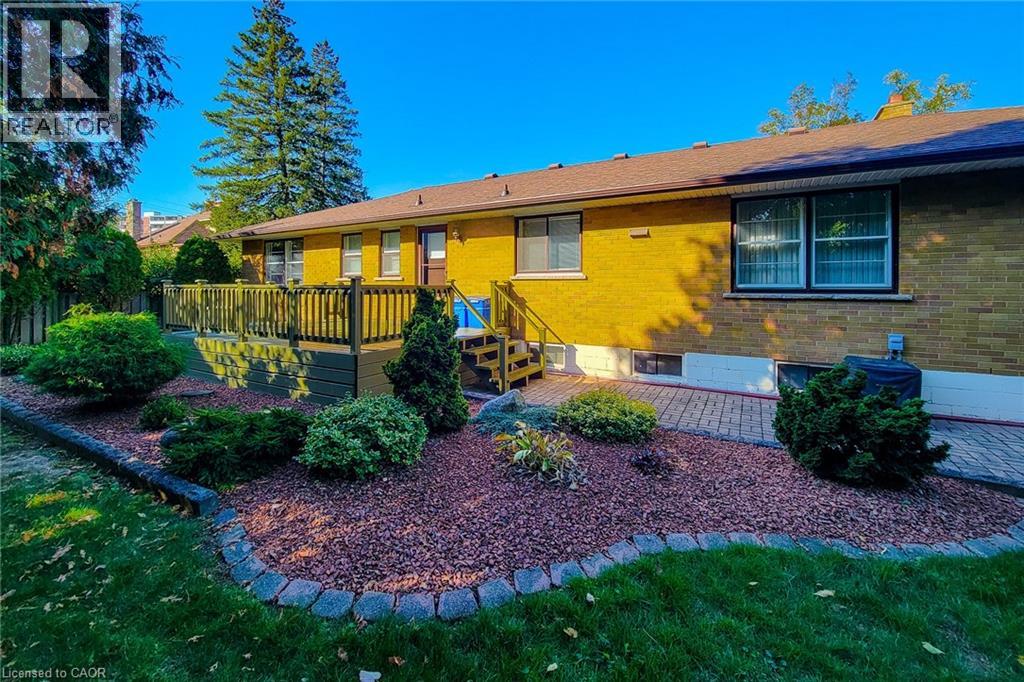 18 Manor Place, Stoney Creek, Ontario  L8G 3S9 - Photo 46 - 40779095