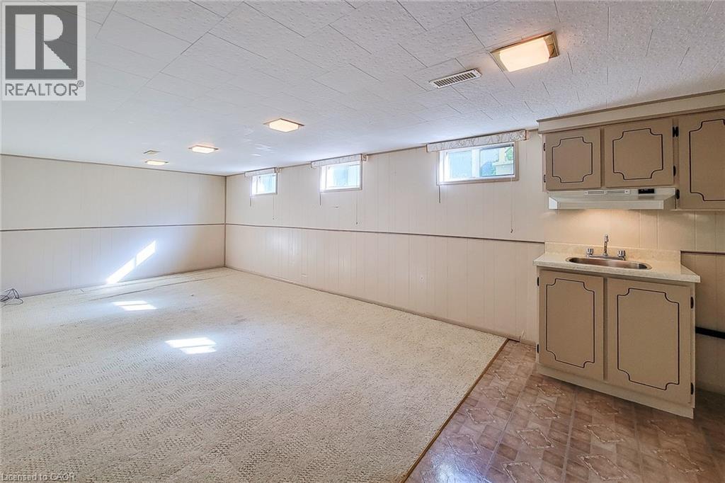 18 Manor Place, Stoney Creek, Ontario  L8G 3S9 - Photo 39 - 40779095