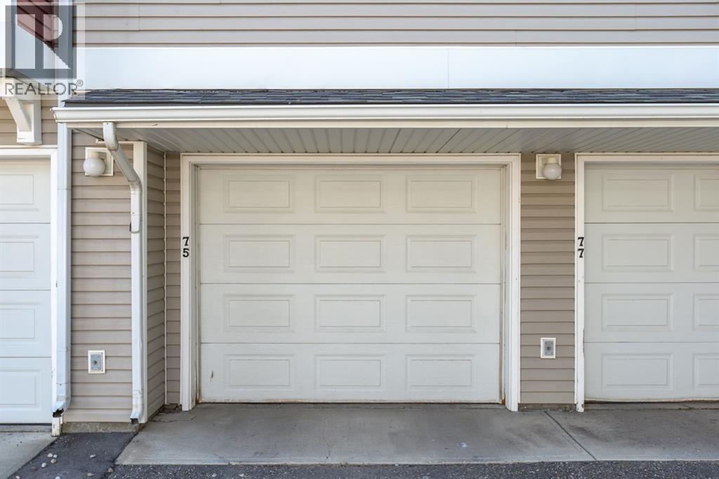 75 Mckenzie Towne Gate Se, Calgary, Alberta T2Z 4G1 - Photo 33 - A2252253