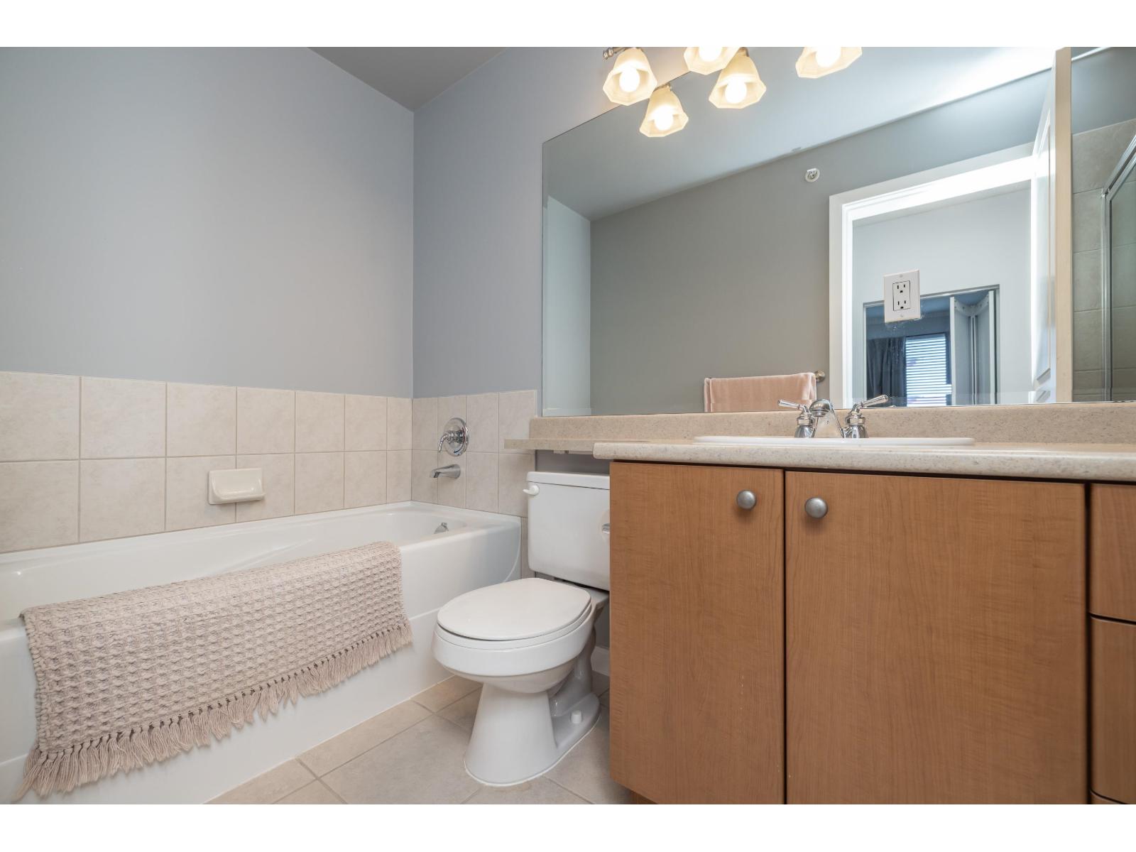 430 15380 102a Avenue, Surrey, British Columbia  V3R 0B3 - Photo 19 - R2993986