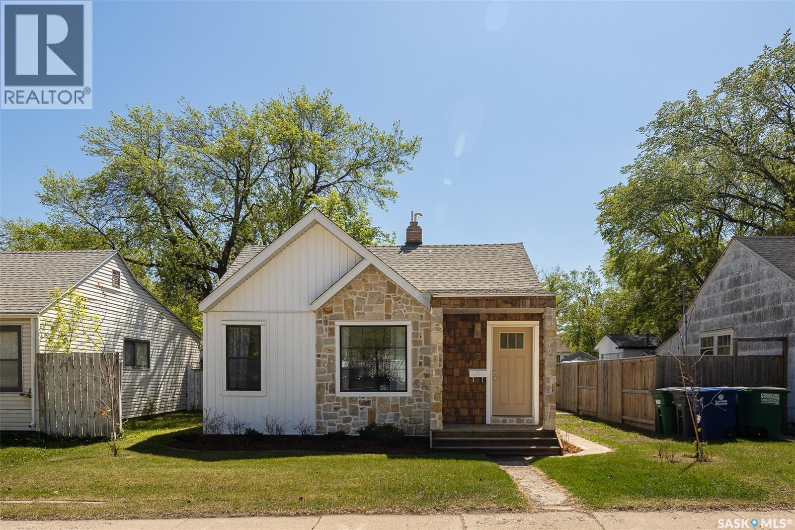 2 Connaught Place, Saskatoon, Saskatchewan  S7L 1C7 - Photo 2 - SK022156