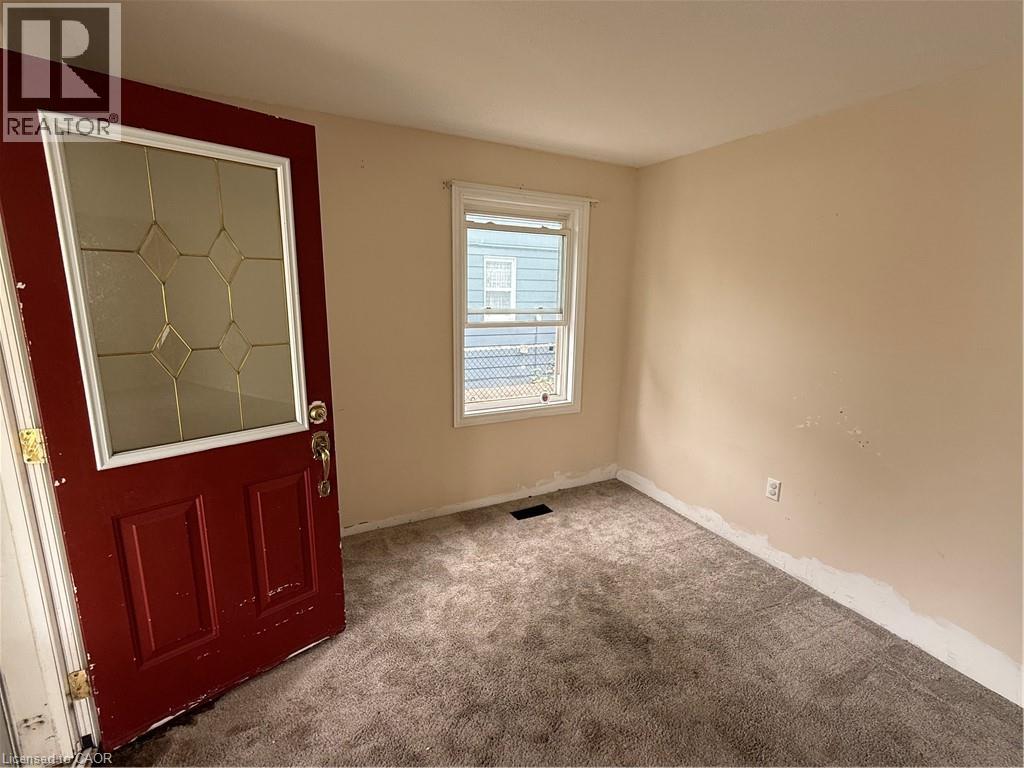 106 Aberdeen Avenue, Brantford, Ontario  N3S 1S3 - Photo 4 - 40761762