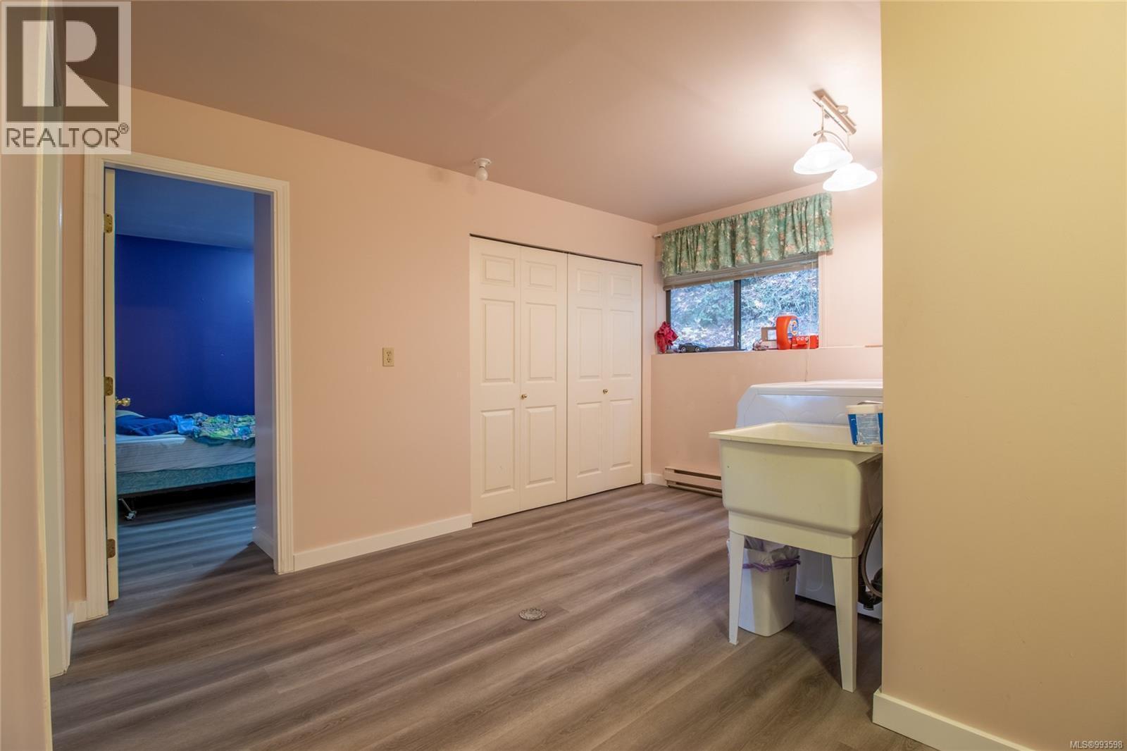 37138 Galleon Way, Pender Island, British Columbia  V0N 2M2 - Photo 30 - 993598