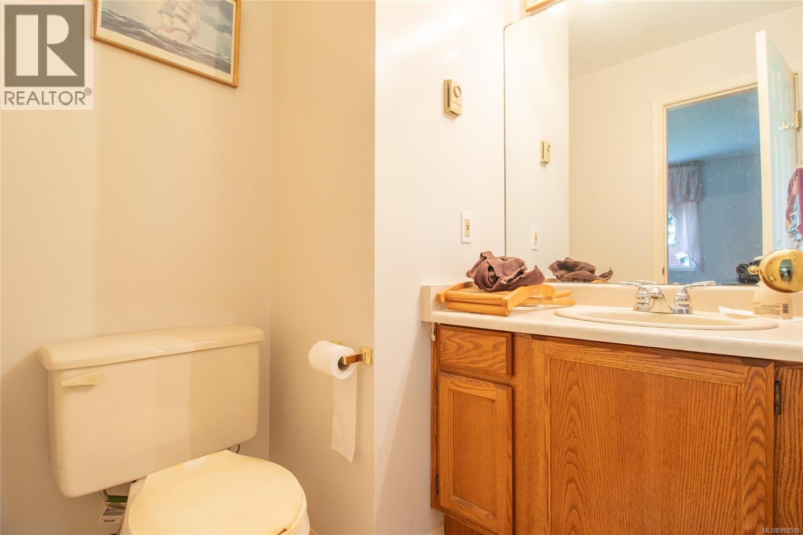 37138 Galleon Way, Pender Island, British Columbia  V0N 2M2 - Photo 19 - 993598