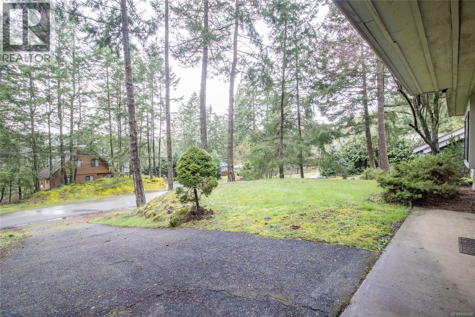 37138 Galleon Way, Pender Island, British Columbia  V0N 2M2 - Photo 43 - 993598