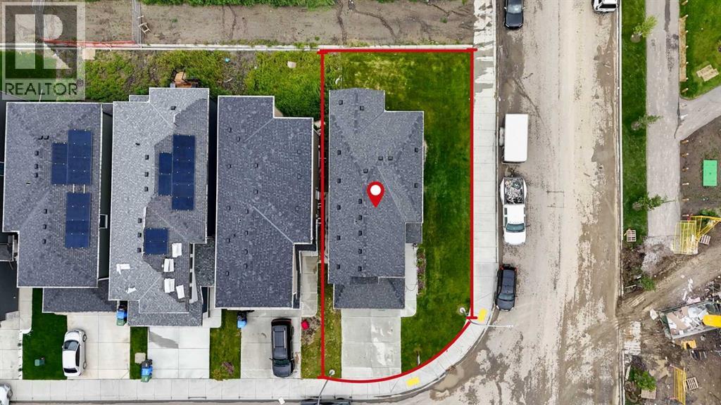 8 Corner Glen Row Ne, Calgary, Alberta  T3N 2L9 - Photo 2 - A2258717